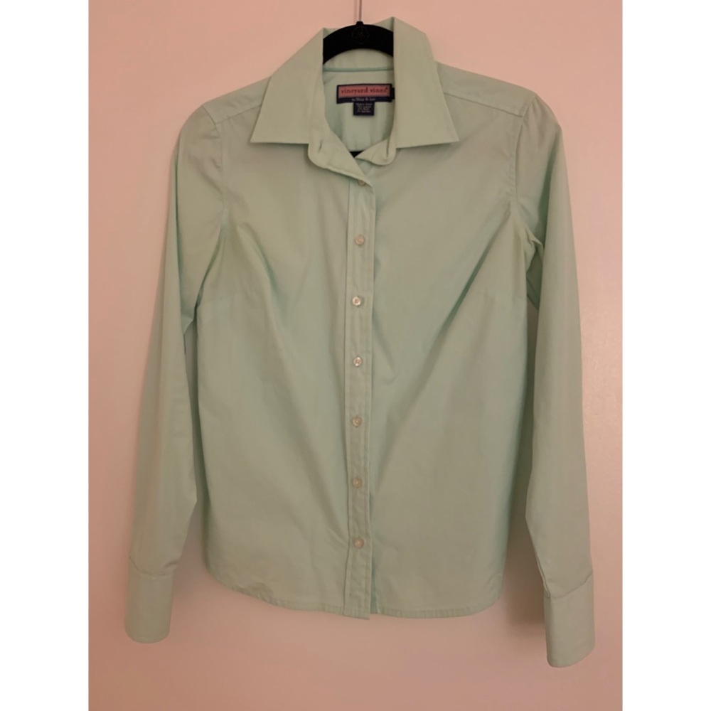 Vineyard vines button down sea foam green